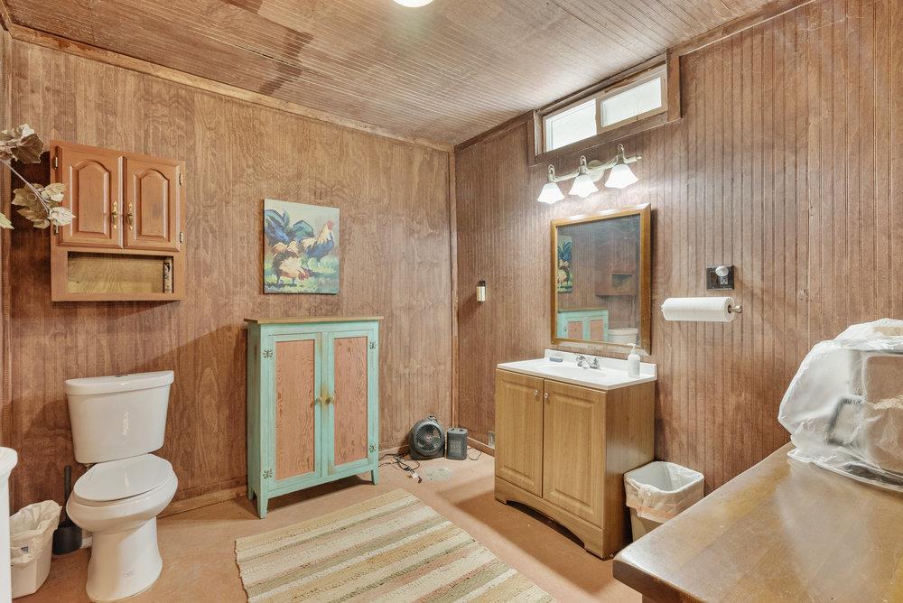 Detail Gallery Image 23 of 47 For 804 Comstock Rd, Hollister,  CA 95023 - 4 Beds | 2 Baths