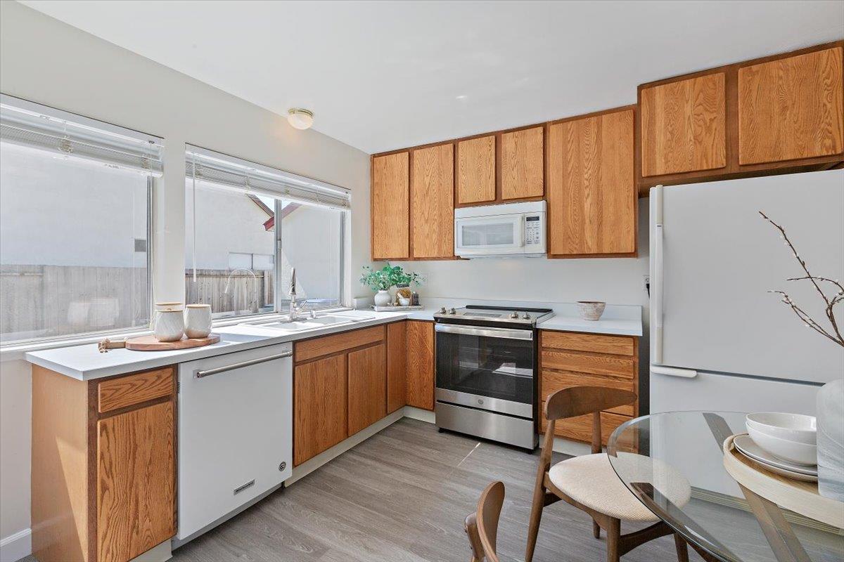 Detail Gallery Image 11 of 19 For 2064 Wizard Ct, San Jose,  CA 95131 - 2 Beds | 1 Baths