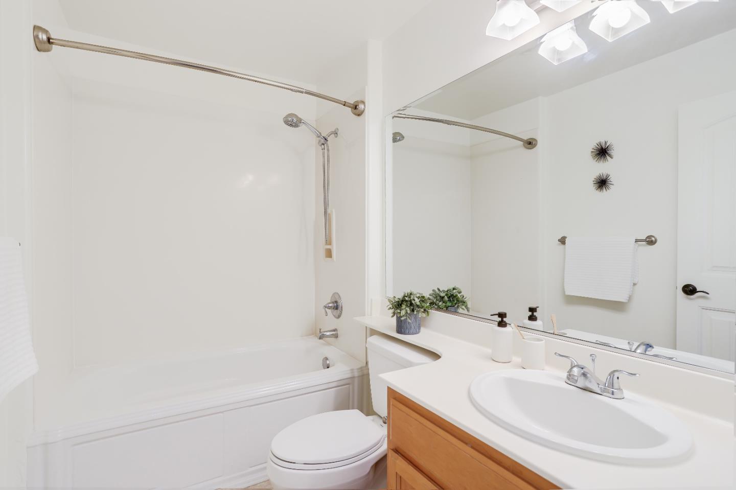 Detail Gallery Image 31 of 32 For 1469 Isabella St, Santa Clara,  CA 95050 - 3 Beds | 2/1 Baths