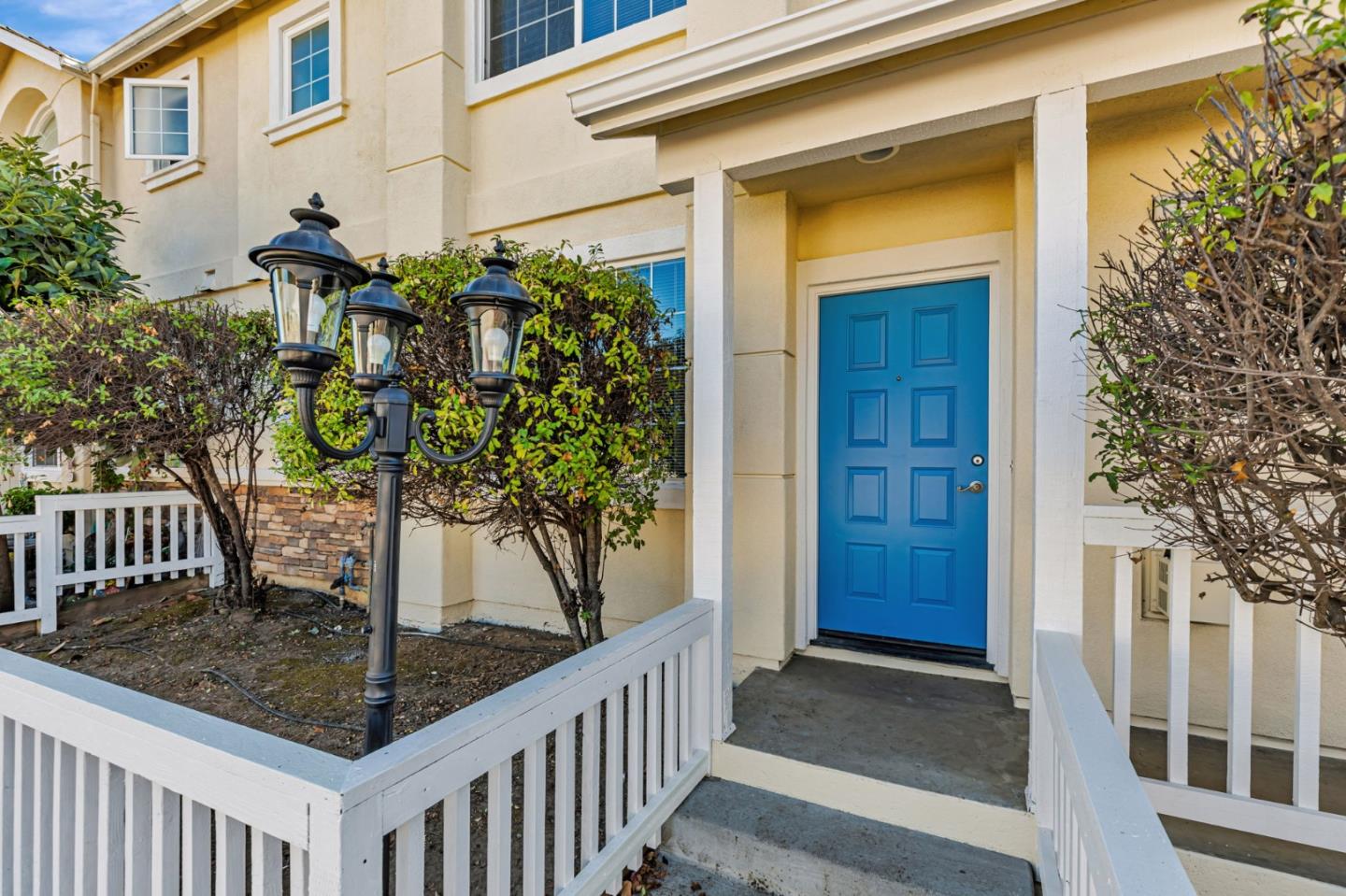 Detail Gallery Image 2 of 33 For 101 Toscano Loop, Freedom,  CA 95019 - 3 Beds | 2/1 Baths