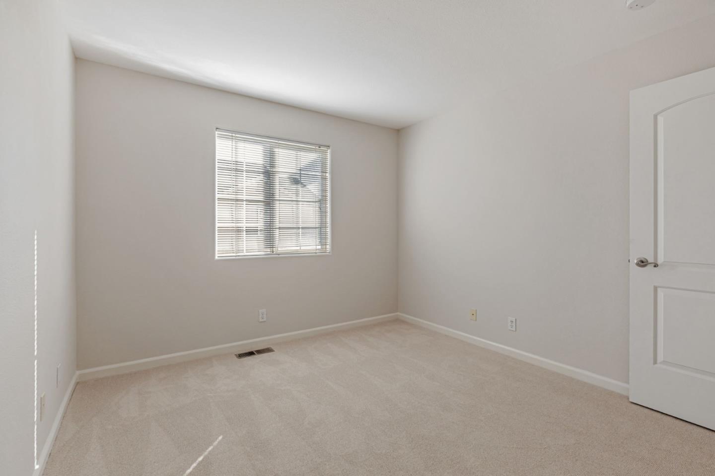 Detail Gallery Image 22 of 33 For 101 Toscano Loop, Freedom,  CA 95019 - 3 Beds | 2/1 Baths
