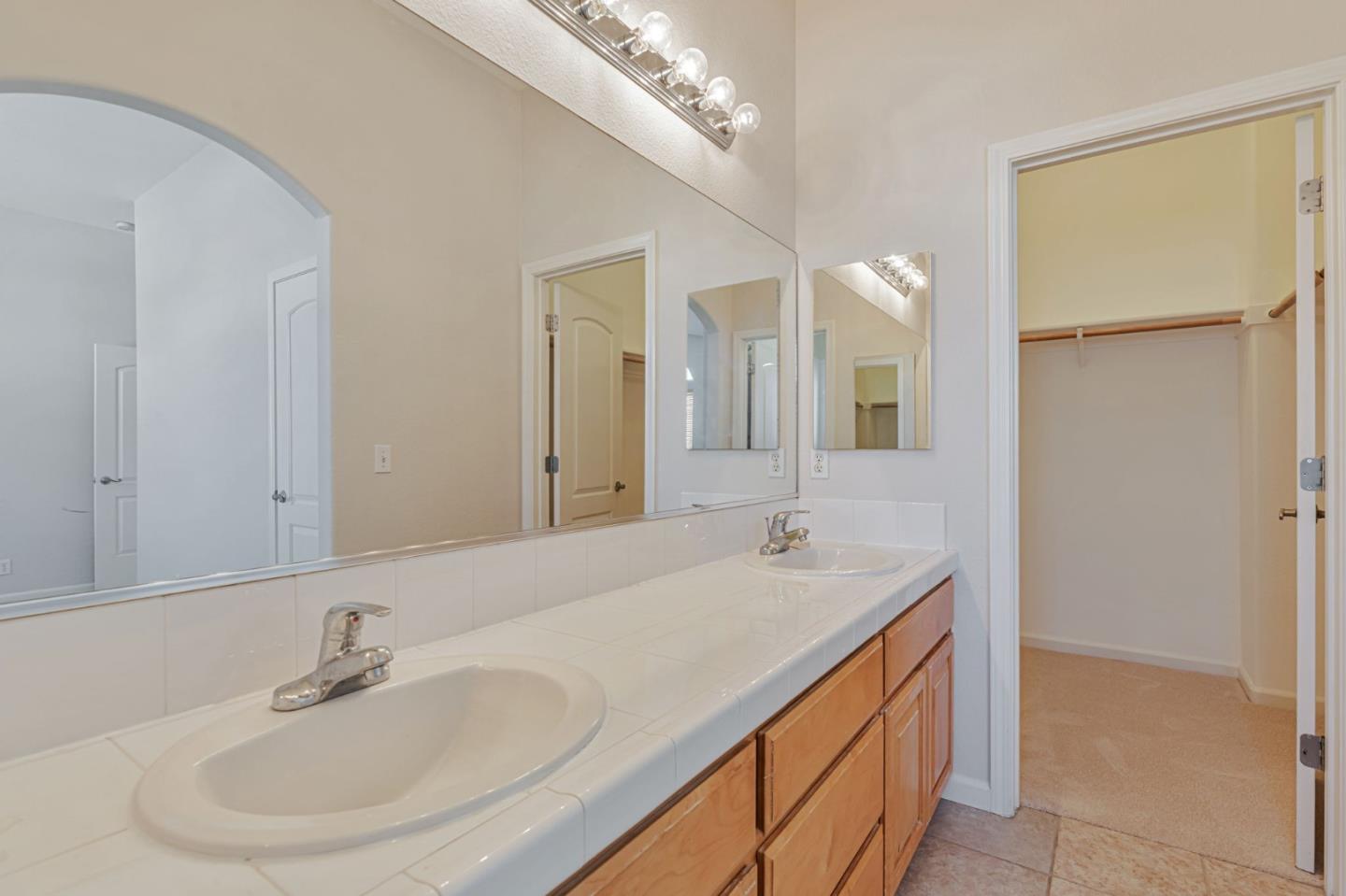 Detail Gallery Image 25 of 33 For 101 Toscano Loop, Freedom,  CA 95019 - 3 Beds | 2/1 Baths