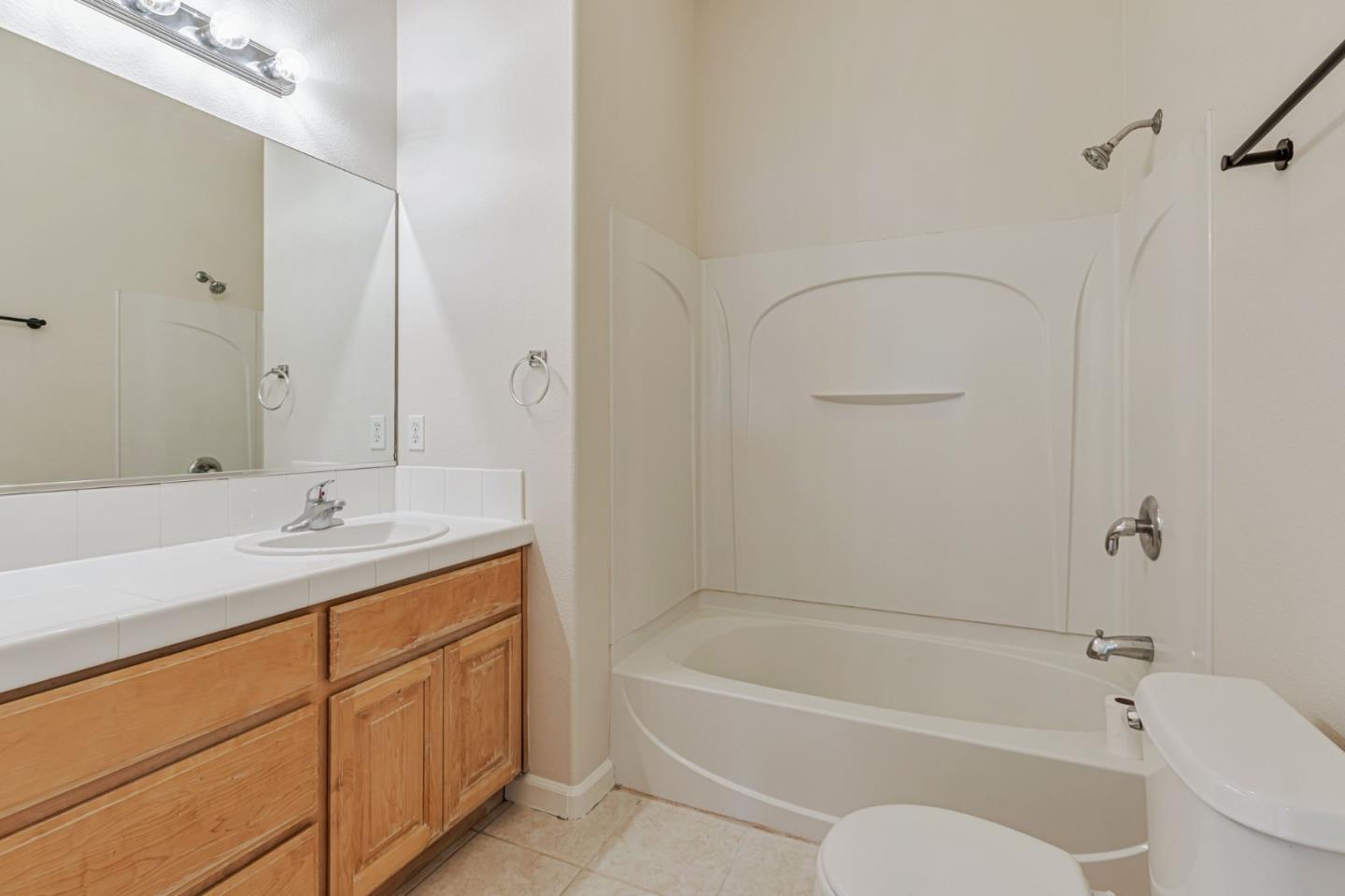 Detail Gallery Image 28 of 33 For 101 Toscano Loop, Freedom,  CA 95019 - 3 Beds | 2/1 Baths