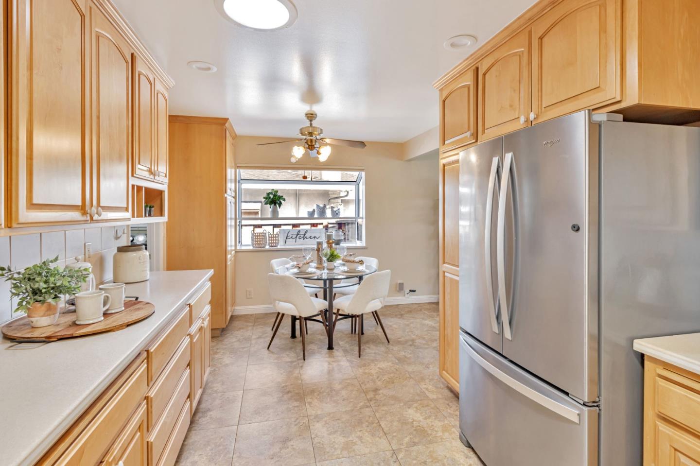 Detail Gallery Image 11 of 28 For 1494 Stone Creek Dr, San Jose,  CA 95132 - 4 Beds | 2 Baths