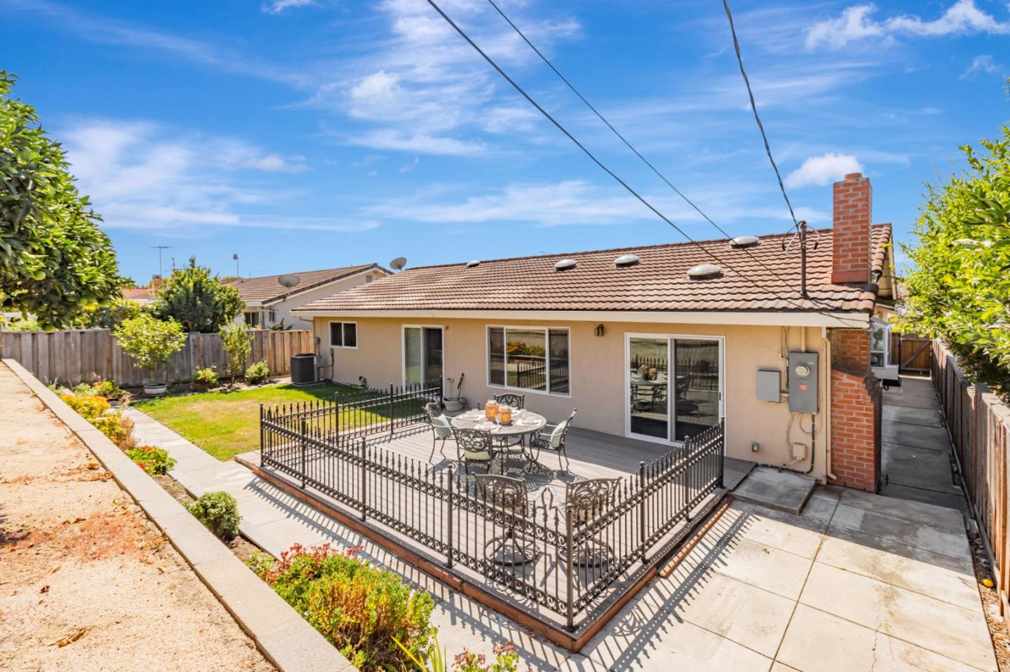 Detail Gallery Image 24 of 28 For 1494 Stone Creek Dr, San Jose,  CA 95132 - 4 Beds | 2 Baths