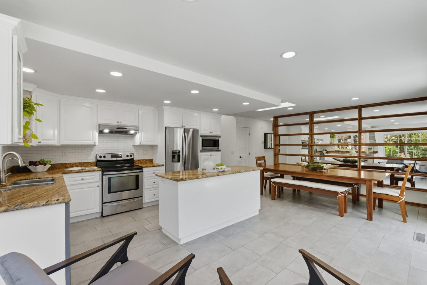 Detail Gallery Image 13 of 32 For 7305 Chadwick St, Gilroy,  CA 95020 - 3 Beds | 2 Baths