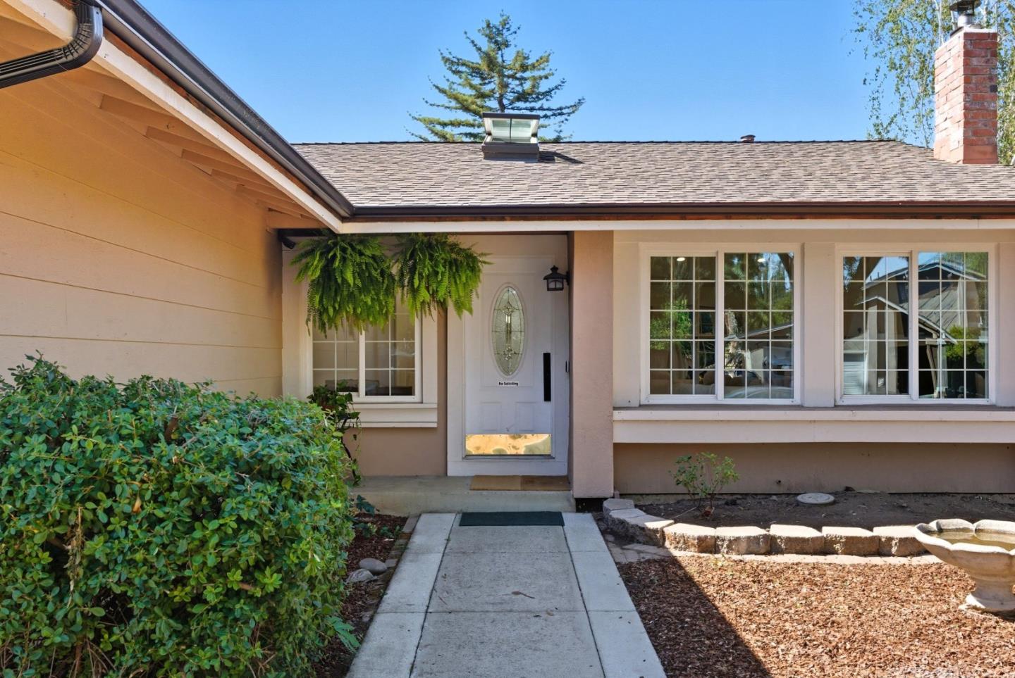 Detail Gallery Image 5 of 32 For 7305 Chadwick St, Gilroy,  CA 95020 - 3 Beds | 2 Baths