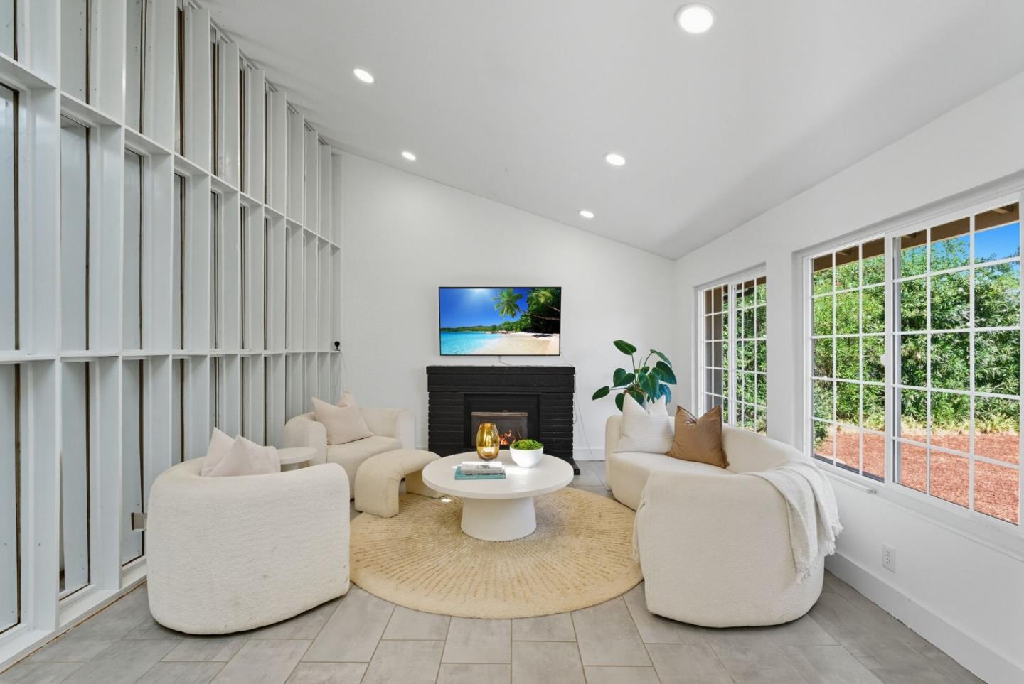 Detail Gallery Image 7 of 32 For 7305 Chadwick St, Gilroy,  CA 95020 - 3 Beds | 2 Baths