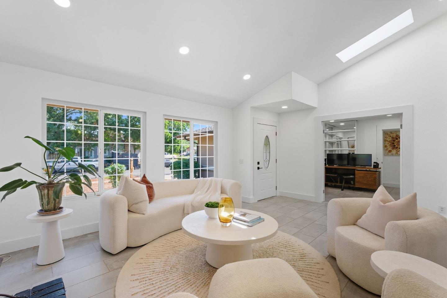 Detail Gallery Image 8 of 32 For 7305 Chadwick St, Gilroy,  CA 95020 - 3 Beds | 2 Baths