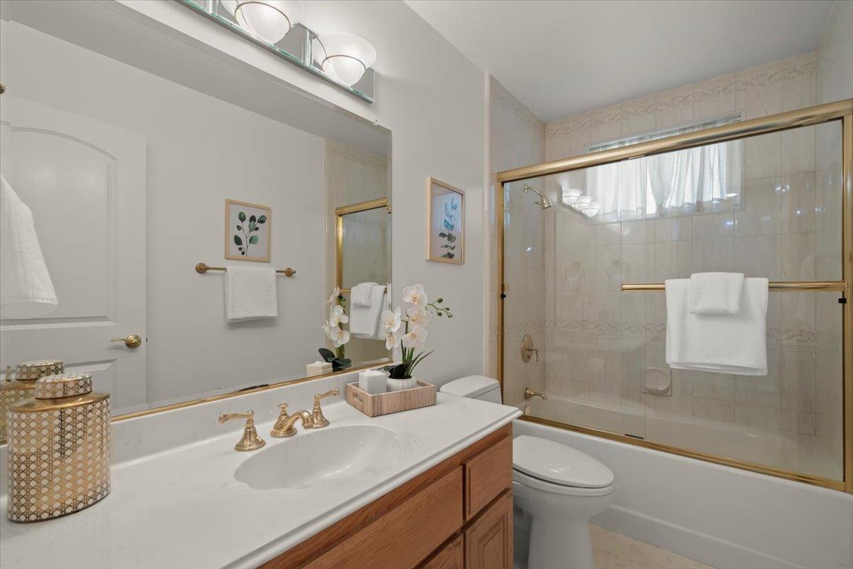 Detail Gallery Image 14 of 36 For 810 Raintree Dr, San Jose,  CA 95129 - 3 Beds | 2 Baths
