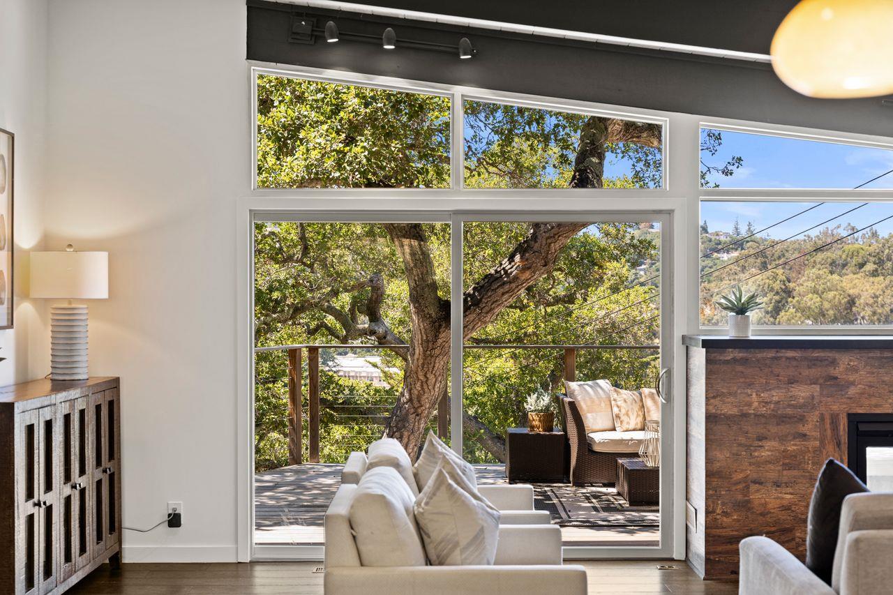 Detail Gallery Image 10 of 61 For 1220 Chula Vista Dr, Belmont,  CA 94002 - 4 Beds | 3 Baths