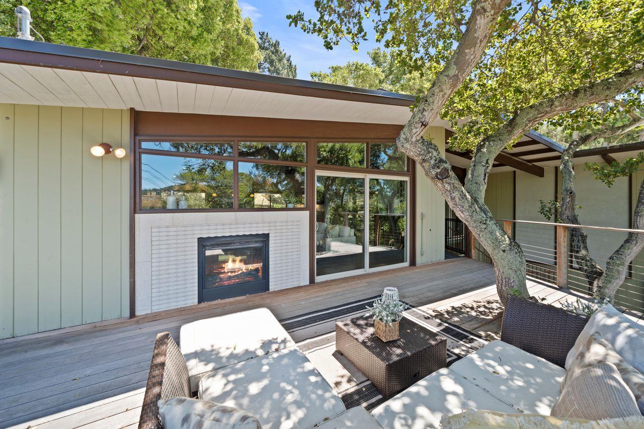 Detail Gallery Image 17 of 61 For 1220 Chula Vista Dr, Belmont,  CA 94002 - 4 Beds | 3 Baths