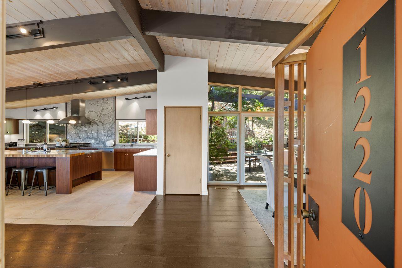 Detail Gallery Image 2 of 61 For 1220 Chula Vista Dr, Belmont,  CA 94002 - 4 Beds | 3 Baths