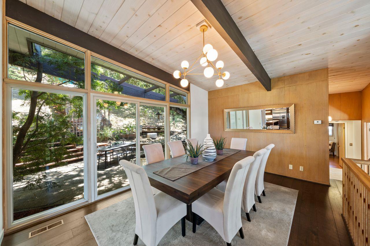 Detail Gallery Image 20 of 61 For 1220 Chula Vista Dr, Belmont,  CA 94002 - 4 Beds | 3 Baths