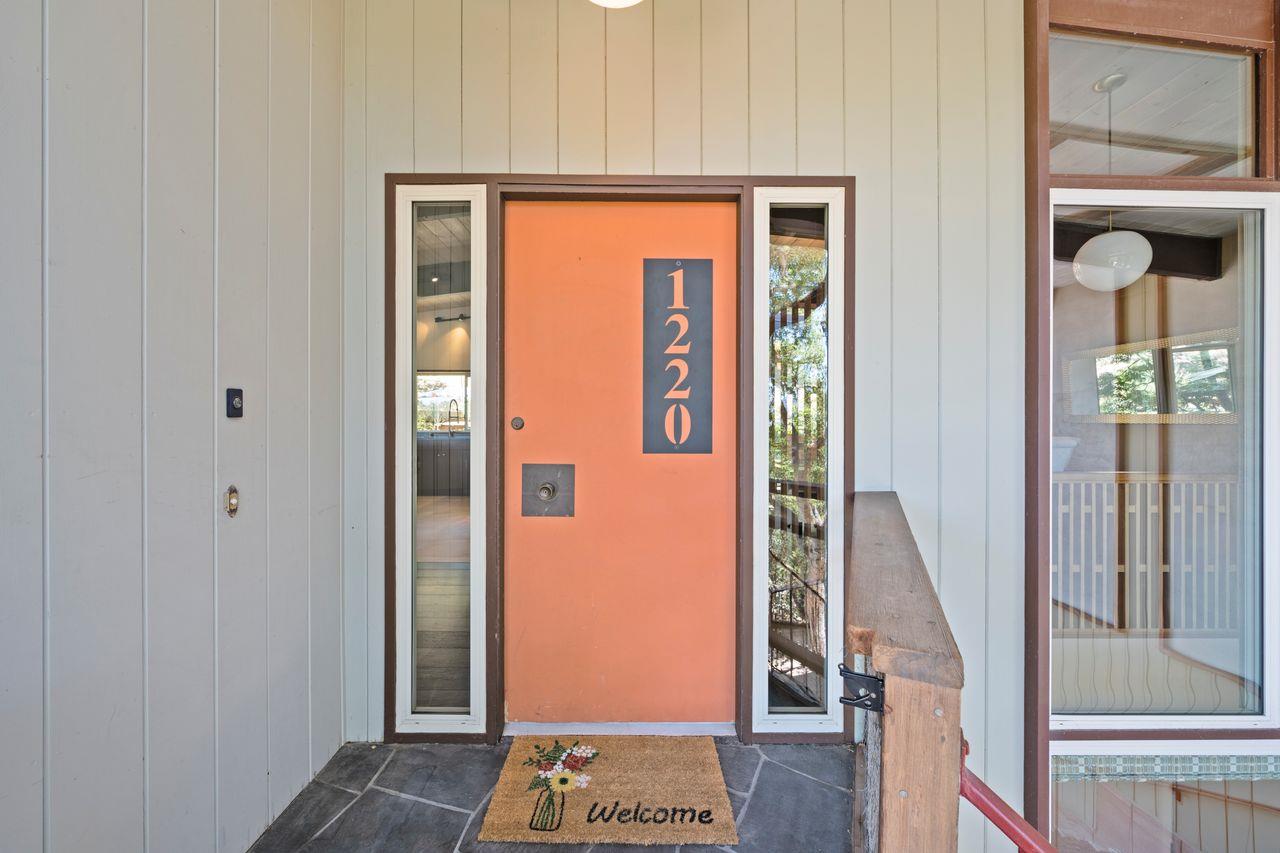 Detail Gallery Image 3 of 61 For 1220 Chula Vista Dr, Belmont,  CA 94002 - 4 Beds | 3 Baths