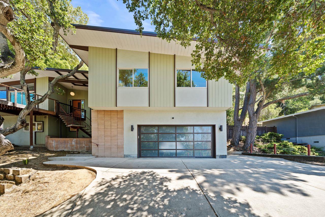 Detail Gallery Image 5 of 61 For 1220 Chula Vista Dr, Belmont,  CA 94002 - 4 Beds | 3 Baths