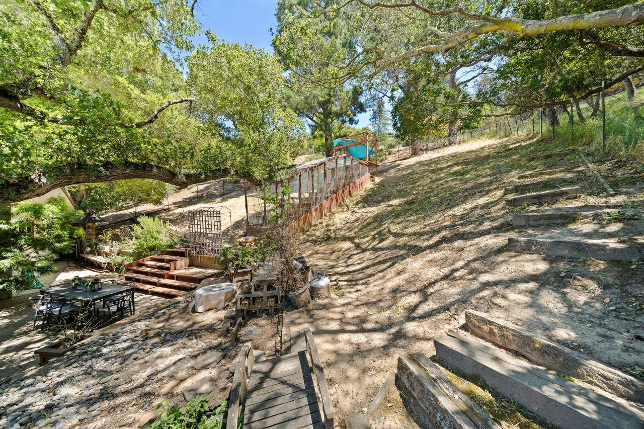 Detail Gallery Image 58 of 61 For 1220 Chula Vista Dr, Belmont,  CA 94002 - 4 Beds | 3 Baths