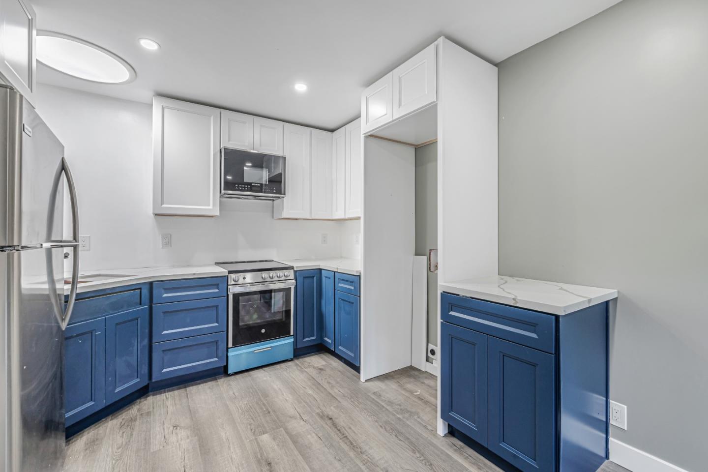 Detail Gallery Image 13 of 37 For 1476 Midfield Ave, San Jose,  CA 95122 - 4 Beds | 3 Baths