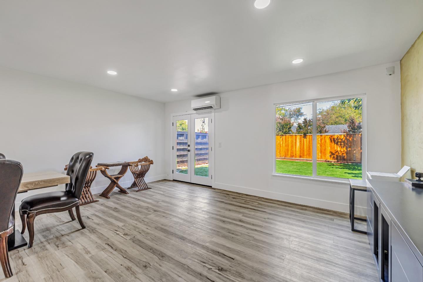 Detail Gallery Image 16 of 37 For 1476 Midfield Ave, San Jose,  CA 95122 - 4 Beds | 3 Baths