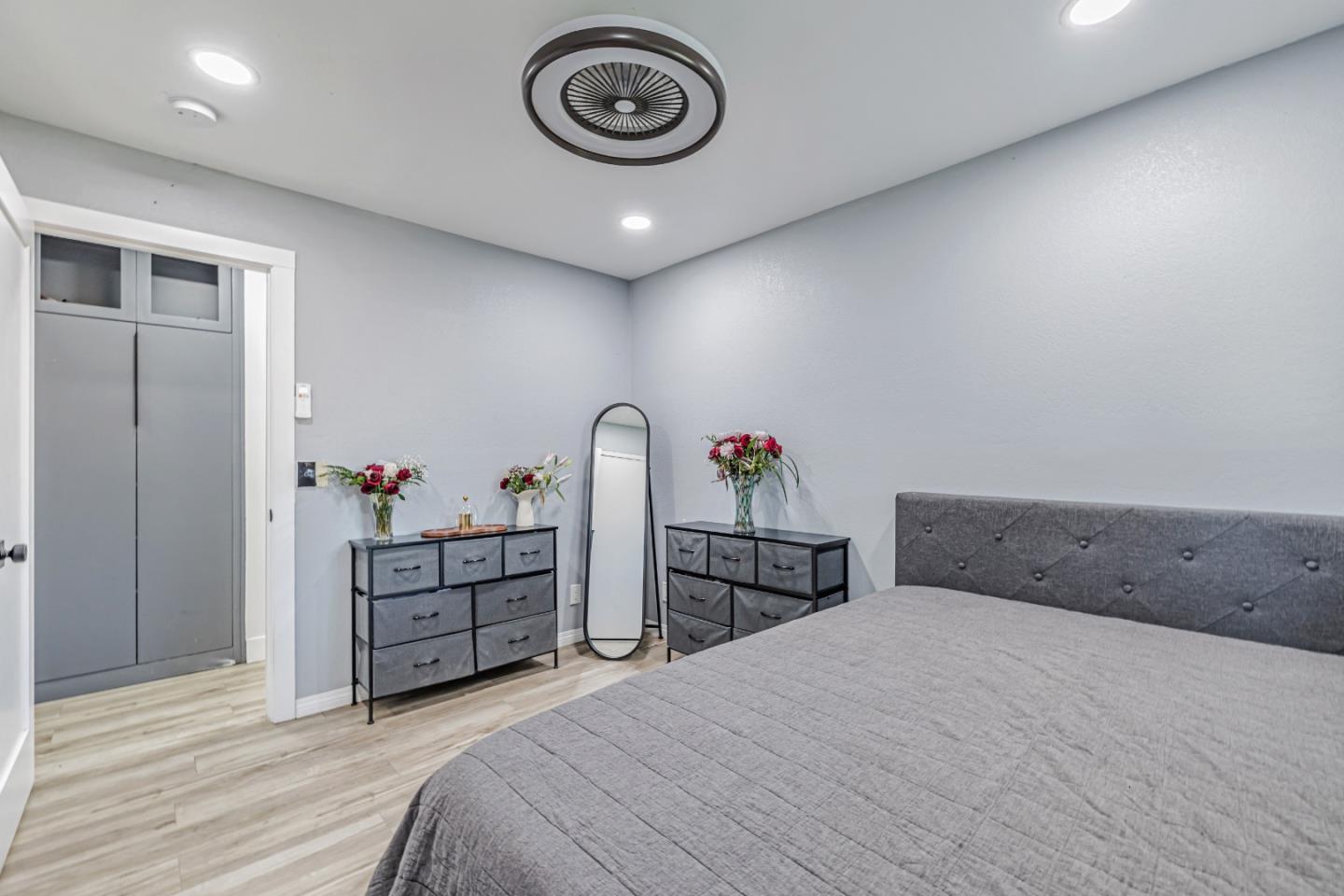 Detail Gallery Image 23 of 37 For 1476 Midfield Ave, San Jose,  CA 95122 - 4 Beds | 3 Baths
