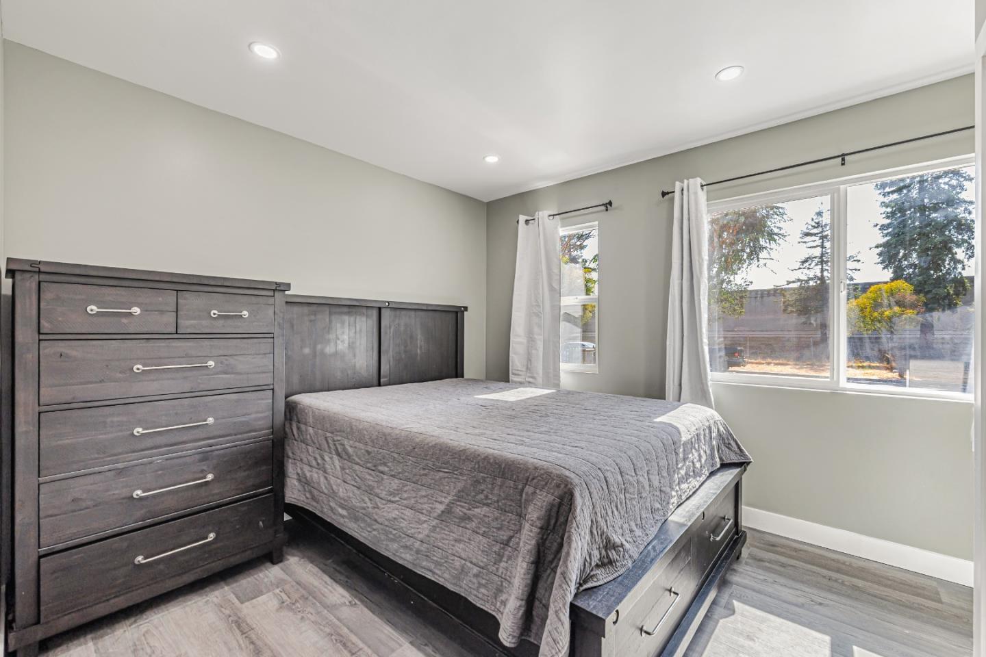 Detail Gallery Image 24 of 37 For 1476 Midfield Ave, San Jose,  CA 95122 - 4 Beds | 3 Baths