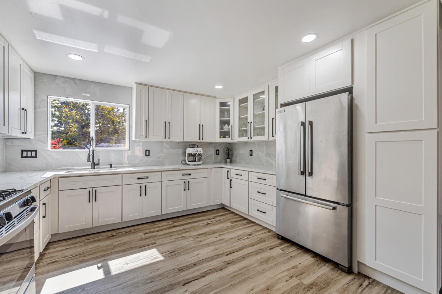 Detail Gallery Image 7 of 37 For 1476 Midfield Ave, San Jose,  CA 95122 - 4 Beds | 3 Baths
