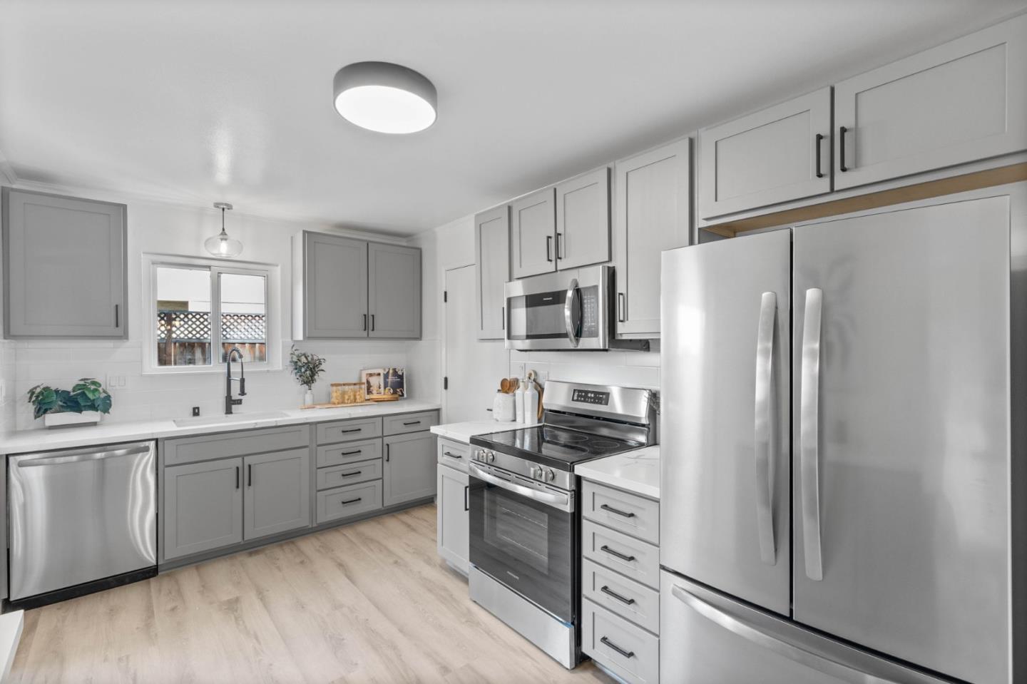 Detail Gallery Image 7 of 26 For 238 Truckee Ln, San Jose,  CA 95136 - 3 Beds | 2 Baths