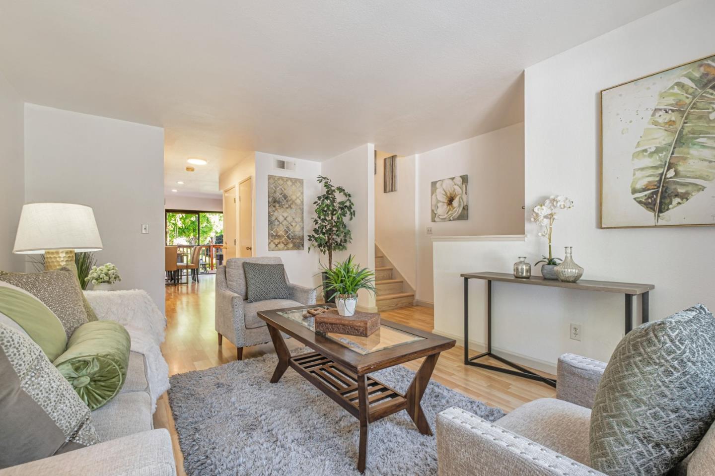 Detail Gallery Image 3 of 19 For 3872 Wildflower Cmn, Fremont,  CA 94538 - 3 Beds | 1/1 Baths