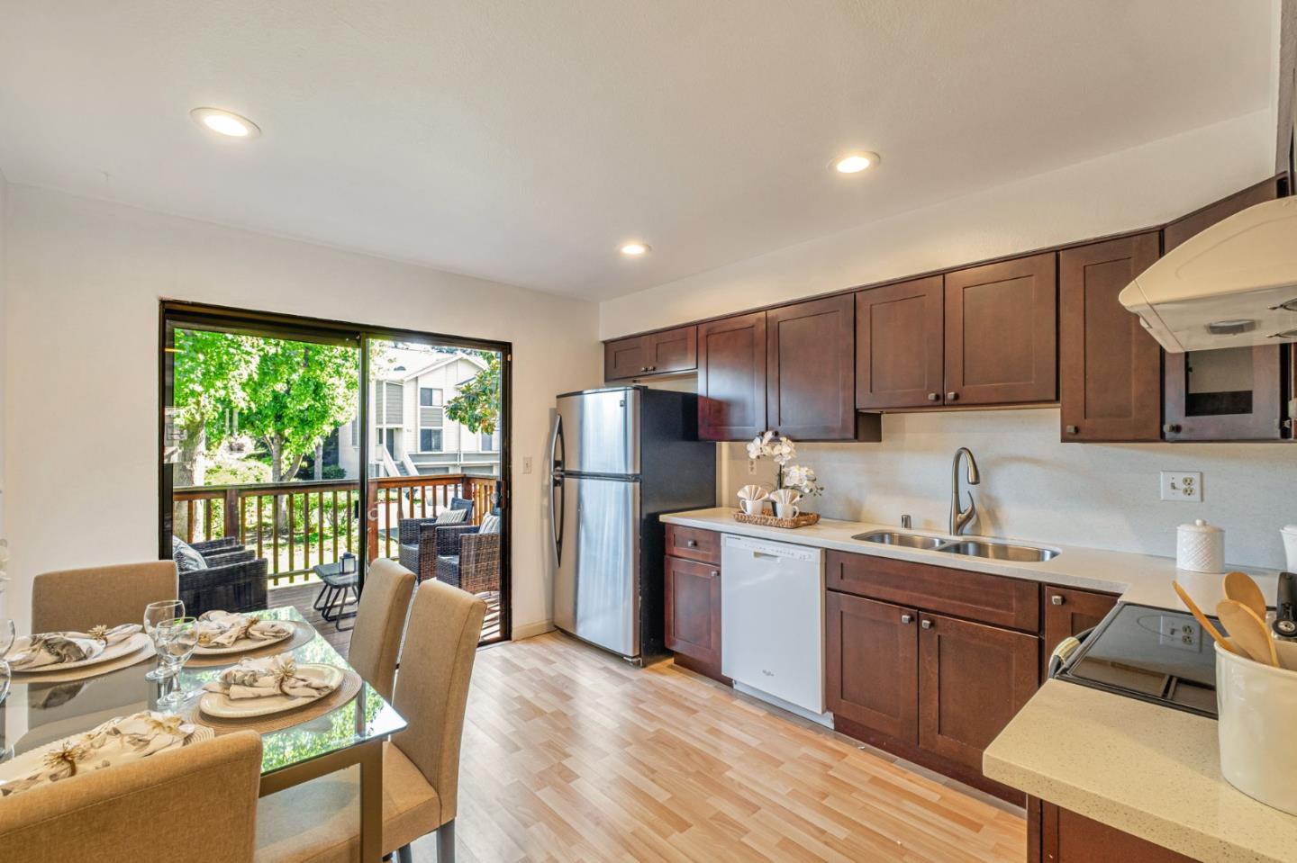 Detail Gallery Image 5 of 19 For 3872 Wildflower Cmn, Fremont,  CA 94538 - 3 Beds | 1/1 Baths