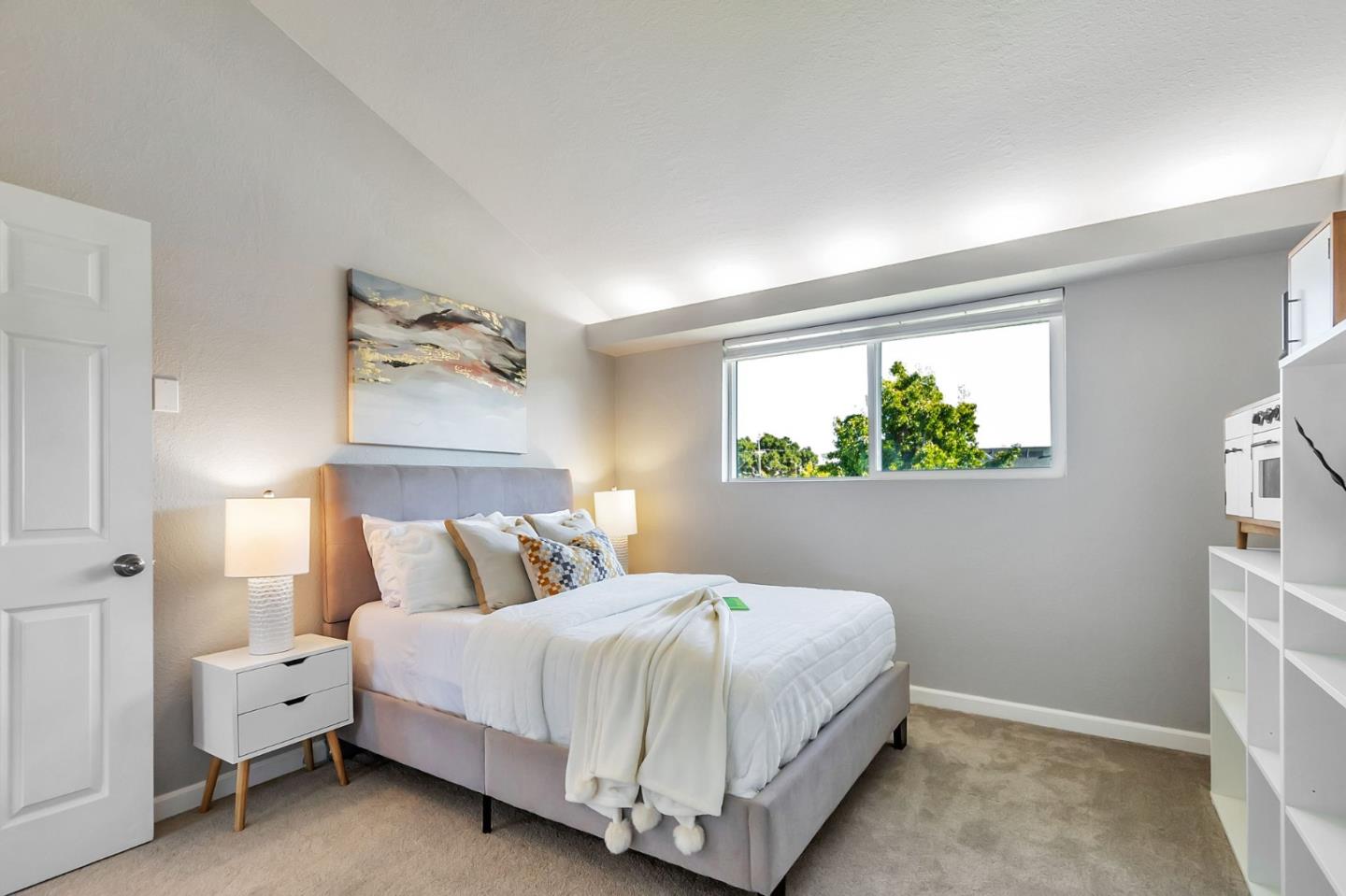 Detail Gallery Image 26 of 40 For 1649 Glenville Dr, San Jose,  CA 95124 - 6 Beds | 3 Baths