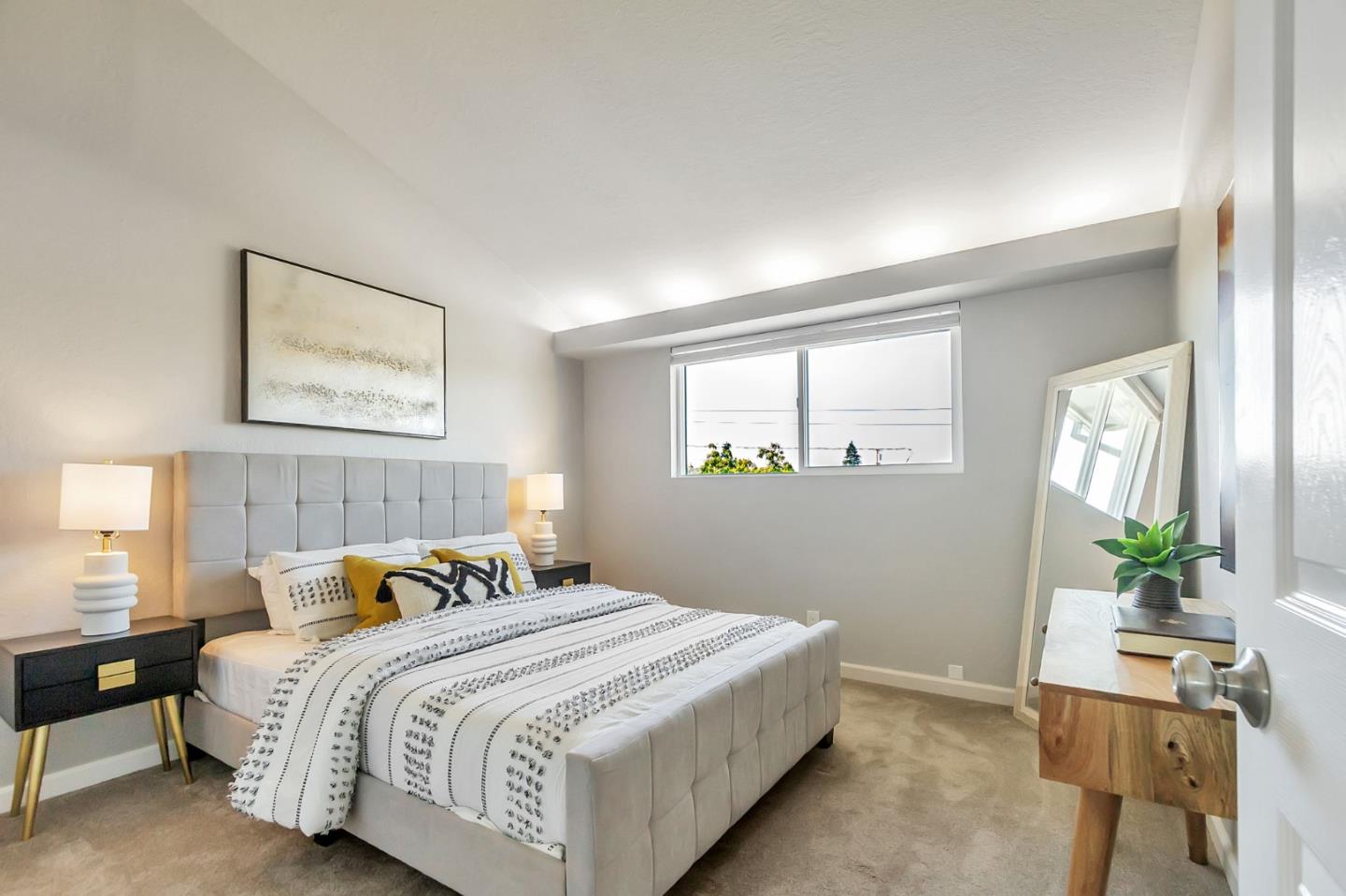 Detail Gallery Image 28 of 40 For 1649 Glenville Dr, San Jose,  CA 95124 - 6 Beds | 3 Baths
