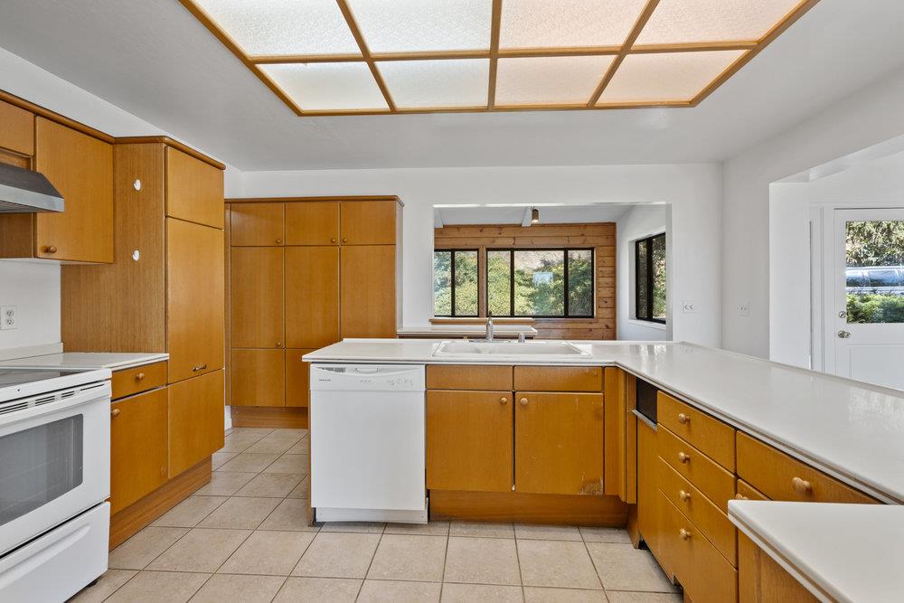 Detail Gallery Image 52 of 68 For 804 Comstock Rd, Hollister,  CA 95023 - 4 Beds | 2 Baths