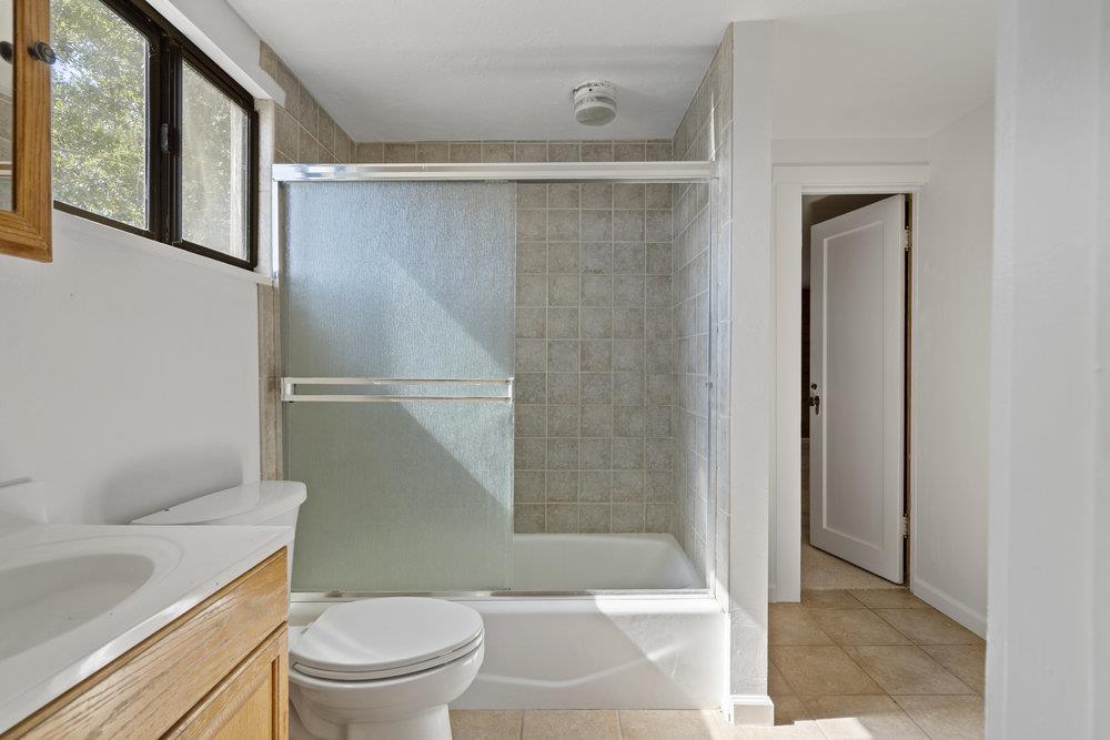 Detail Gallery Image 58 of 68 For 804 Comstock Rd, Hollister,  CA 95023 - 4 Beds | 2 Baths