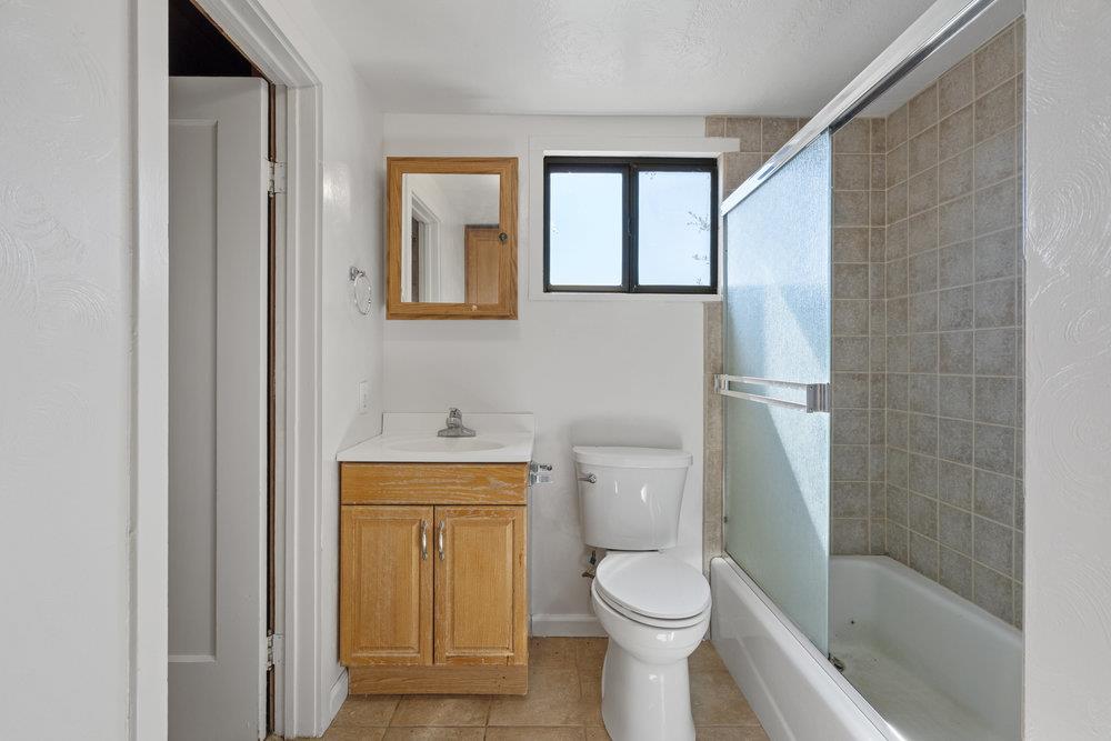 Detail Gallery Image 59 of 68 For 804 Comstock Rd, Hollister,  CA 95023 - 4 Beds | 2 Baths
