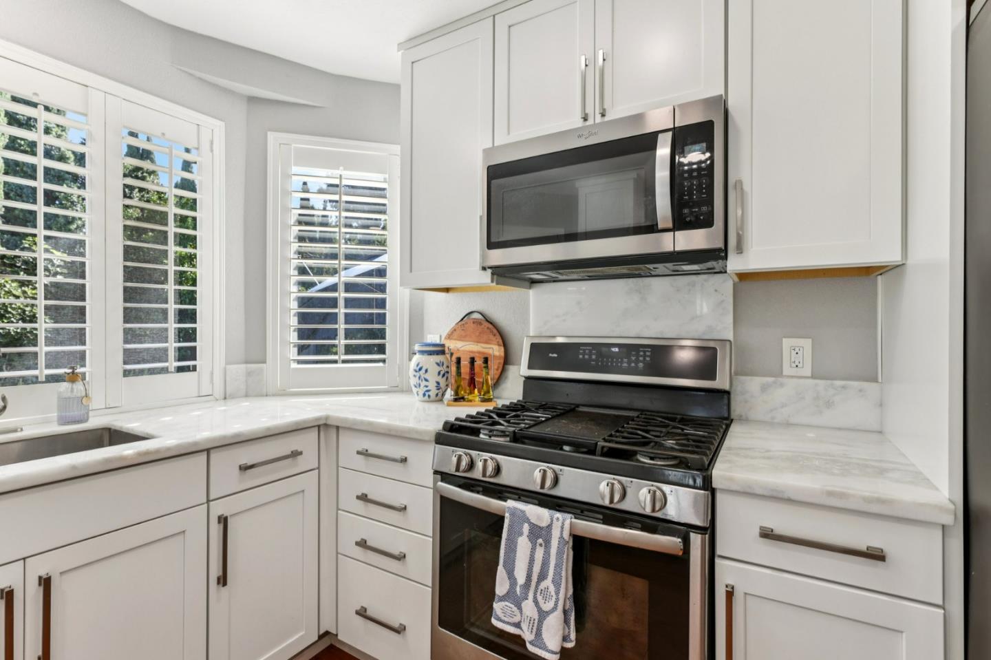 Detail Gallery Image 20 of 61 For 1554 Gilbert Pl, Fremont,  CA 94536 - 4 Beds | 3 Baths