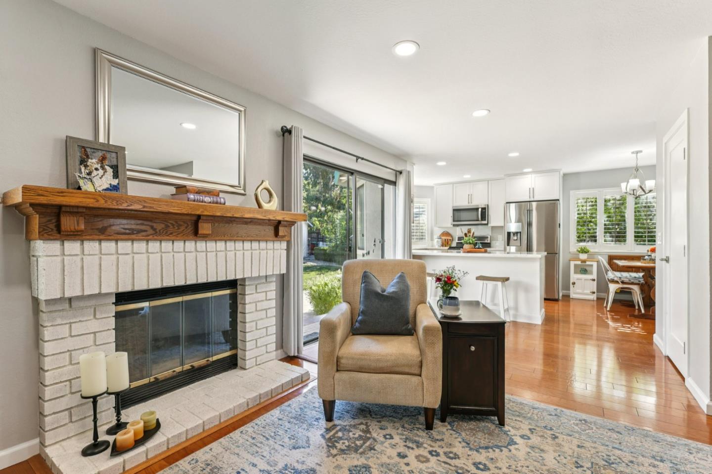 Detail Gallery Image 9 of 61 For 1554 Gilbert Pl, Fremont,  CA 94536 - 4 Beds | 3 Baths