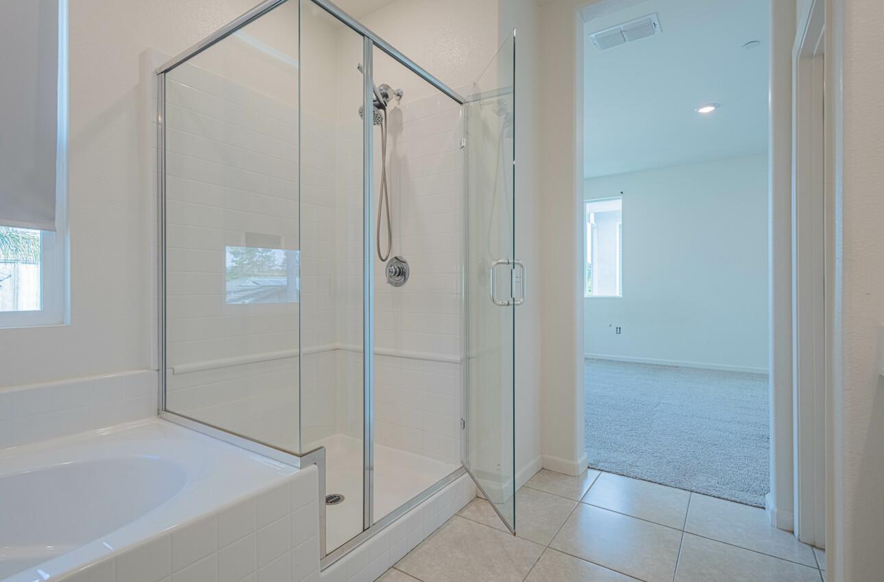 Detail Gallery Image 29 of 41 For 520 Gabriele Ct, Hollister,  CA 95023 - 4 Beds | 2/1 Baths