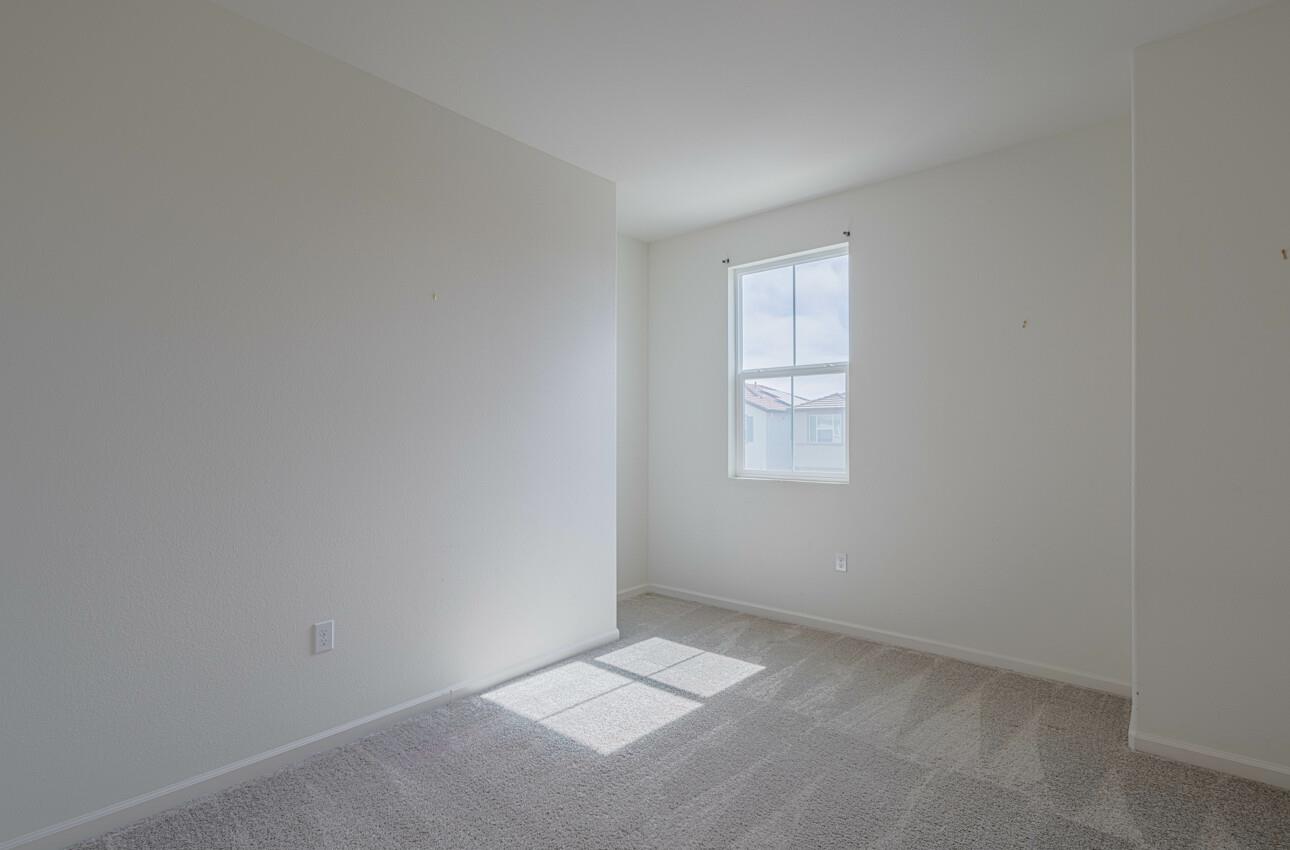 Detail Gallery Image 32 of 41 For 520 Gabriele Ct, Hollister,  CA 95023 - 4 Beds | 2/1 Baths