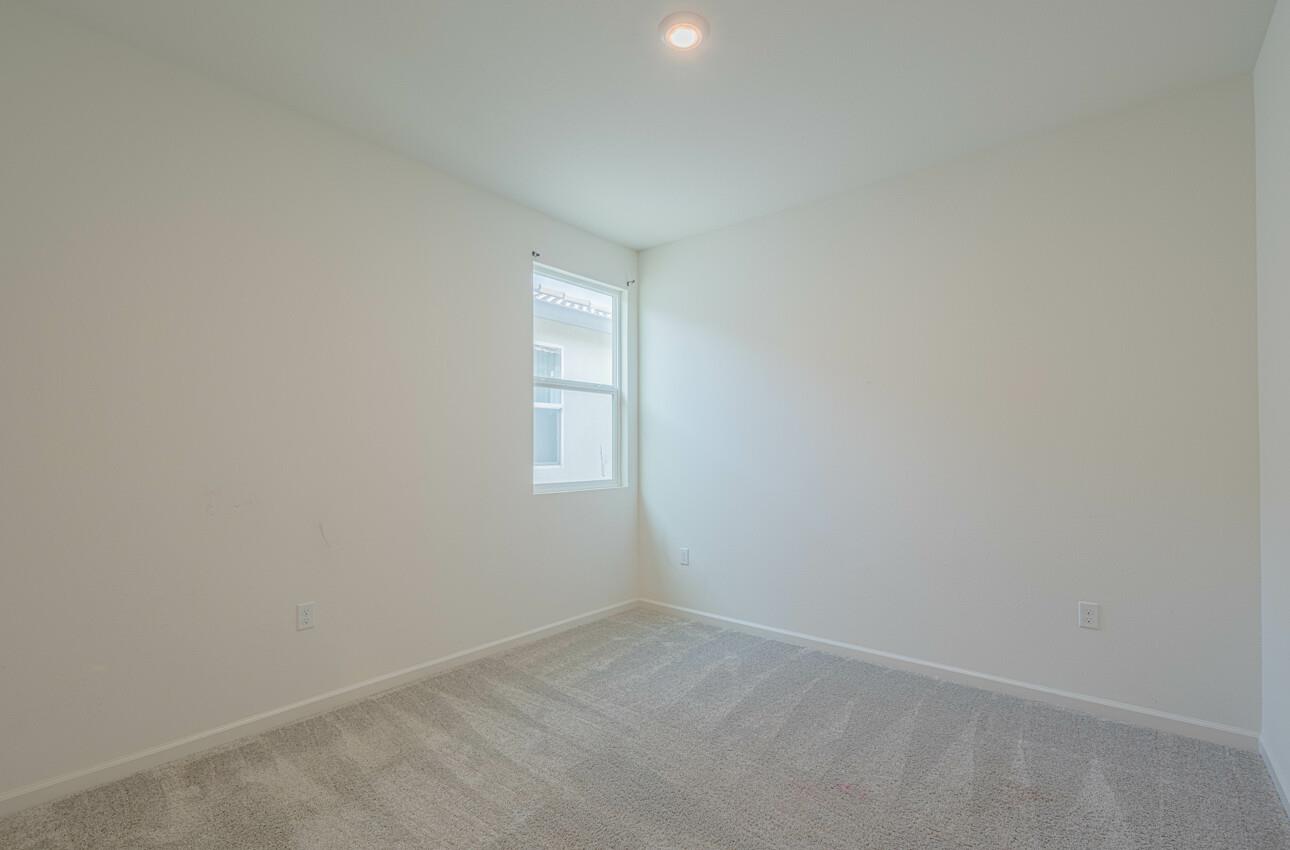 Detail Gallery Image 36 of 41 For 520 Gabriele Ct, Hollister,  CA 95023 - 4 Beds | 2/1 Baths