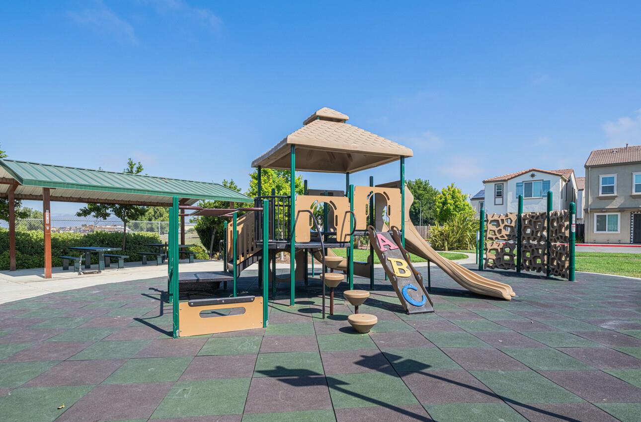 Detail Gallery Image 41 of 41 For 520 Gabriele Ct, Hollister,  CA 95023 - 4 Beds | 2/1 Baths