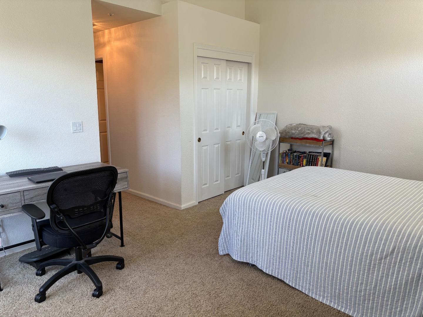 Detail Gallery Image 18 of 25 For 201 Bowsprit Ln, Foster City,  CA 94404 - 2 Beds | 2/1 Baths