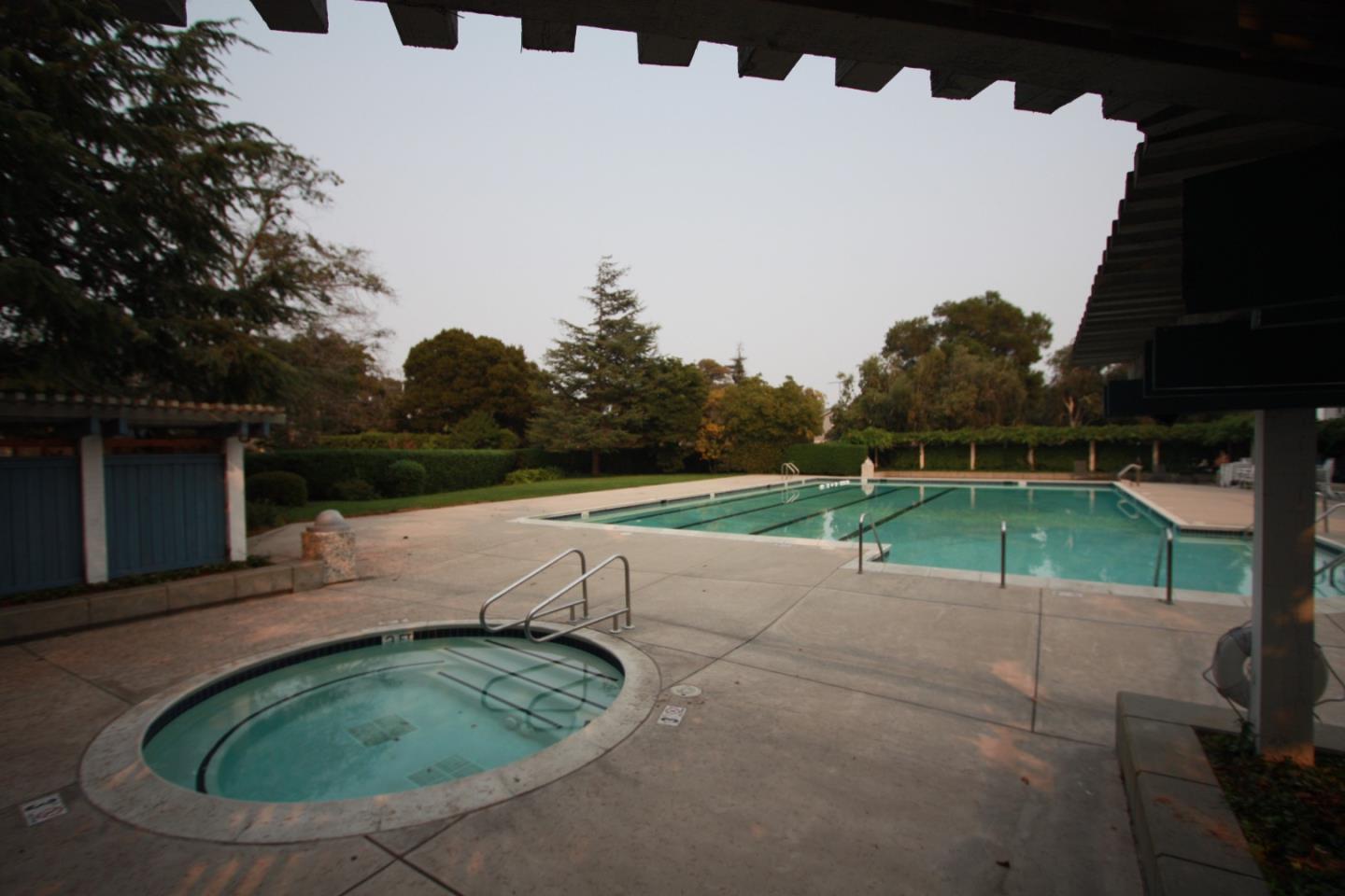 Detail Gallery Image 24 of 25 For 201 Bowsprit Ln, Foster City,  CA 94404 - 2 Beds | 2/1 Baths