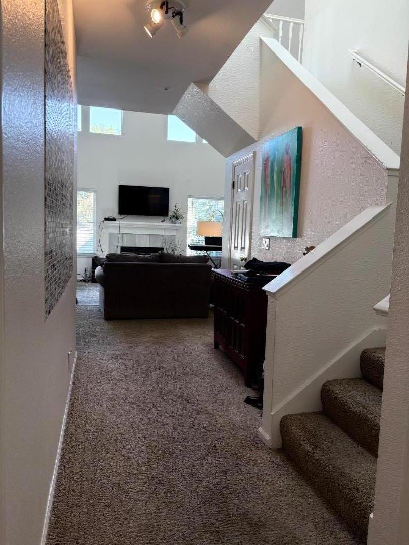 Detail Gallery Image 9 of 25 For 201 Bowsprit Ln, Foster City,  CA 94404 - 2 Beds | 2/1 Baths