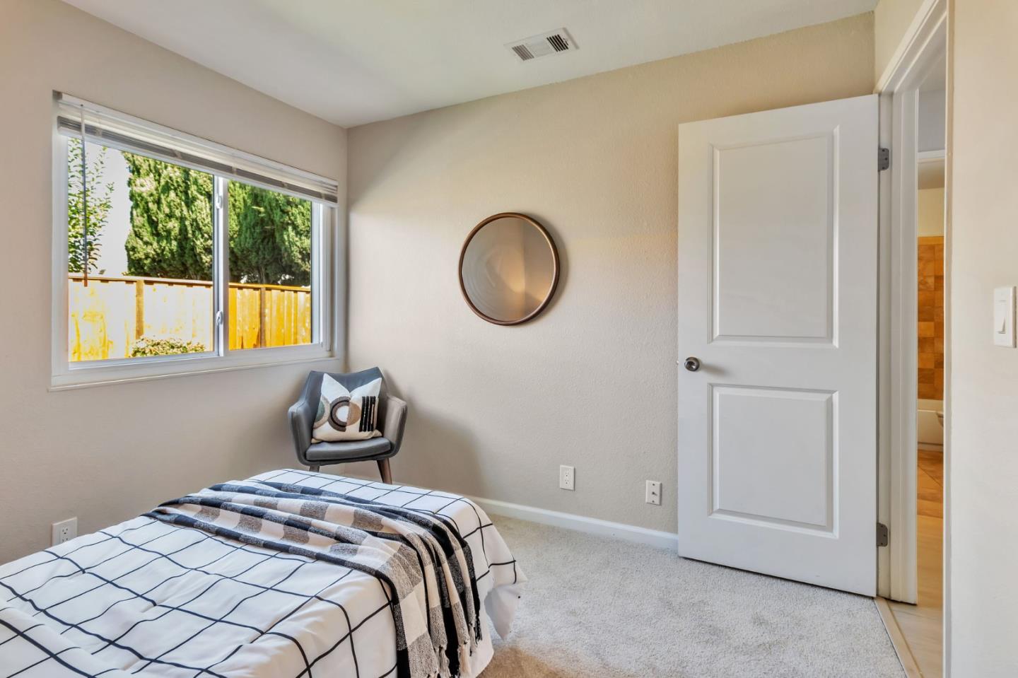 Detail Gallery Image 20 of 43 For 43 Southcreek Ct, San Jose,  CA 95138 - 4 Beds | 2 Baths