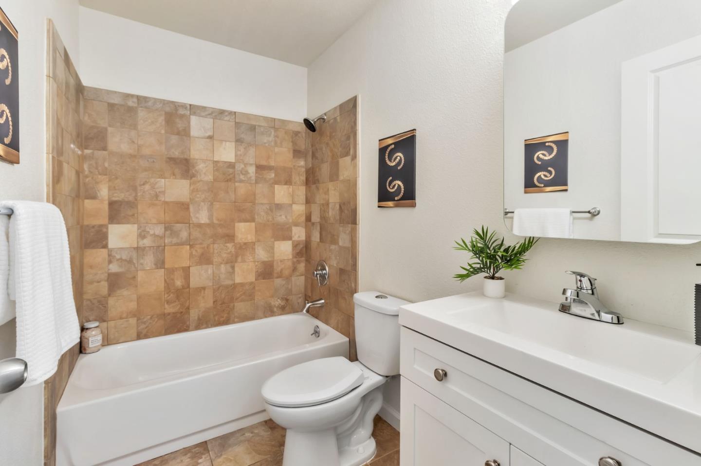 Detail Gallery Image 26 of 43 For 43 Southcreek Ct, San Jose,  CA 95138 - 4 Beds | 2 Baths