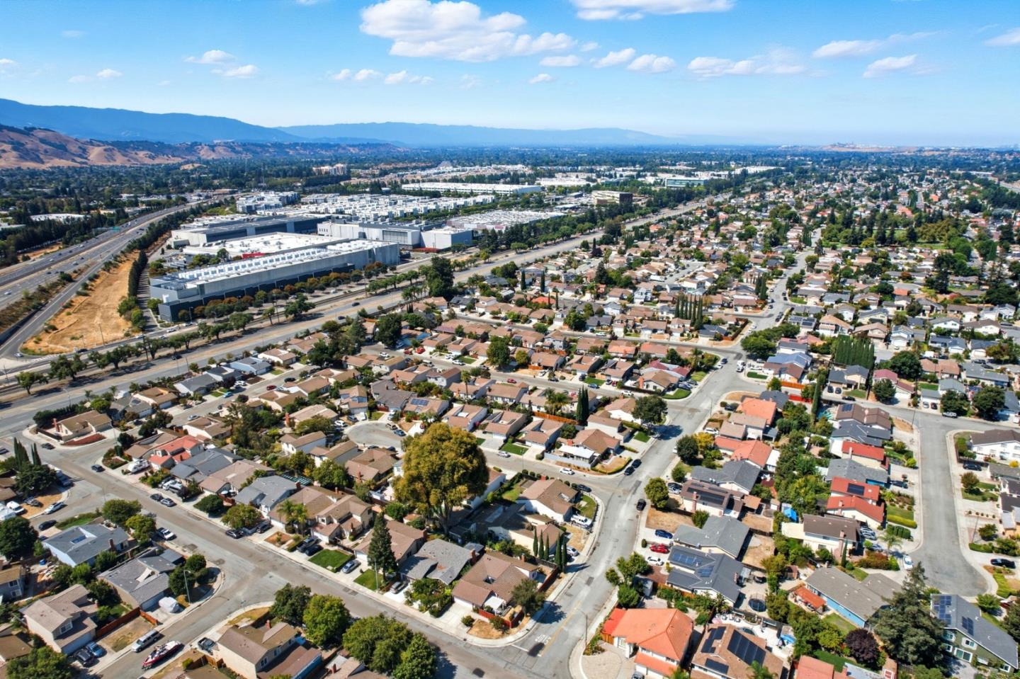 Detail Gallery Image 36 of 43 For 43 Southcreek Ct, San Jose,  CA 95138 - 4 Beds | 2 Baths