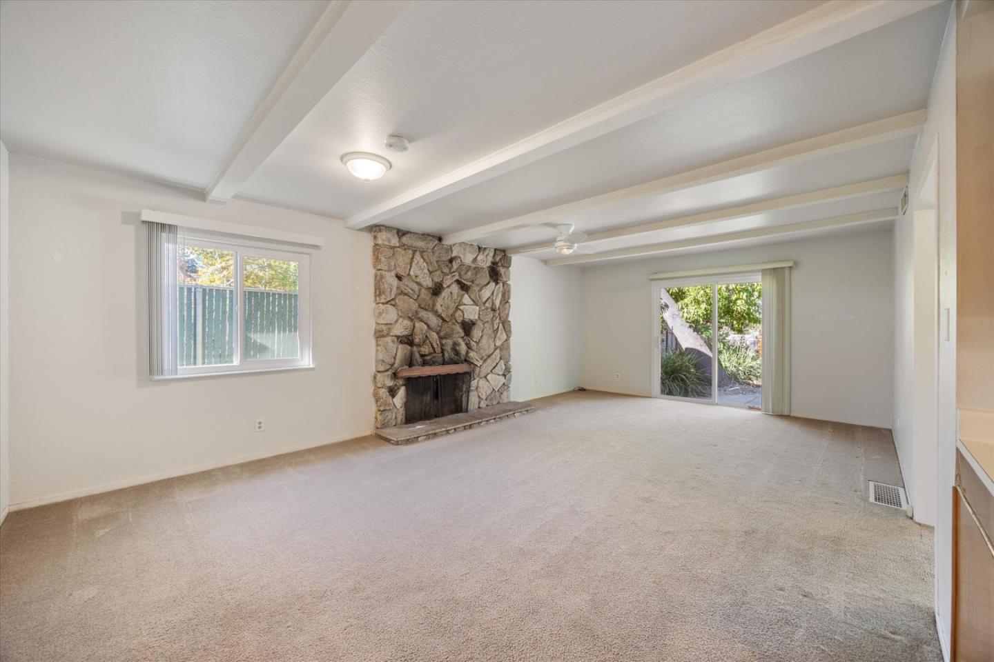 Detail Gallery Image 10 of 34 For 8420 Lakeland Dr, Granite Bay,  CA 95746 - 3 Beds | 2 Baths