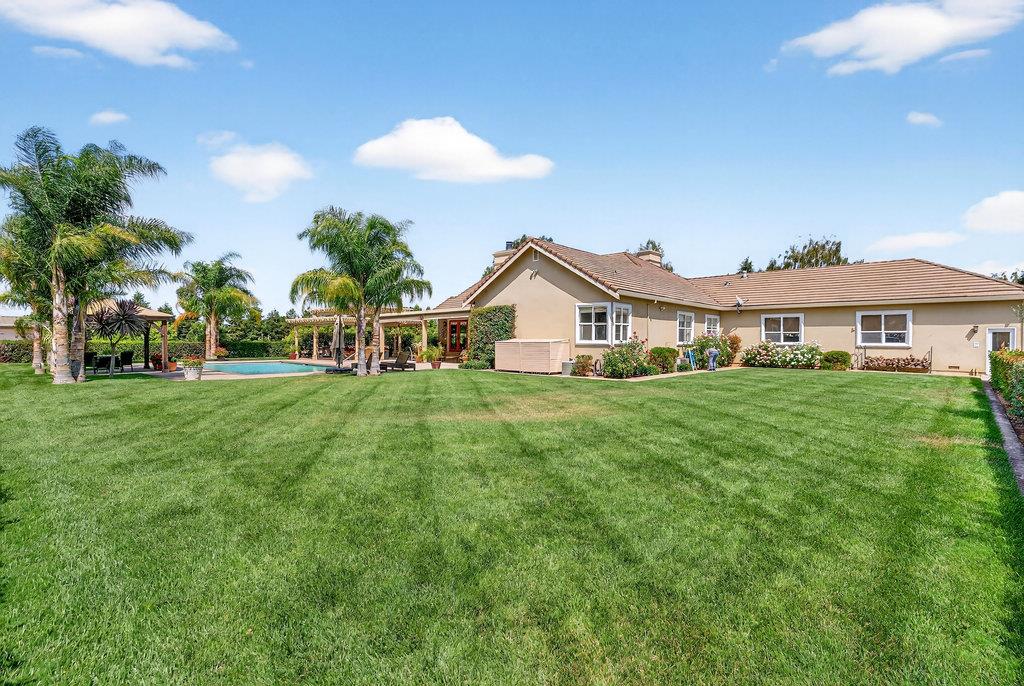 Detail Gallery Image 51 of 81 For 12315 Harding Ave, San Martin,  CA 95046 - 4 Beds | 3/1 Baths
