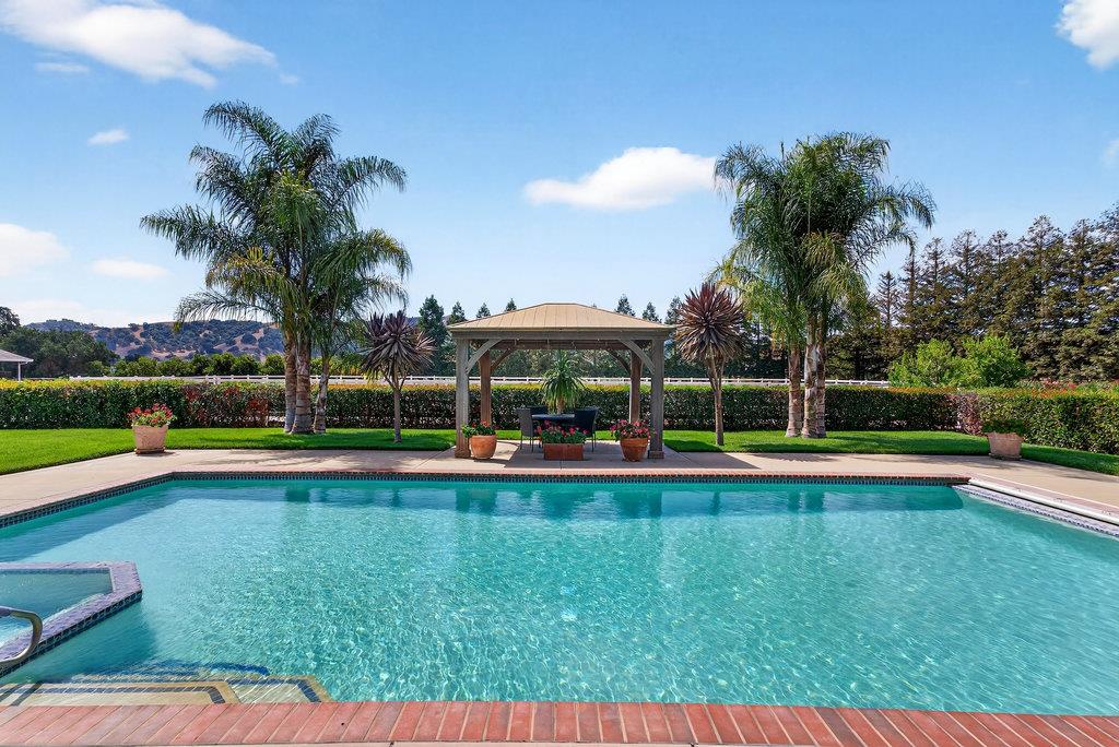 Detail Gallery Image 54 of 81 For 12315 Harding Ave, San Martin,  CA 95046 - 4 Beds | 3/1 Baths