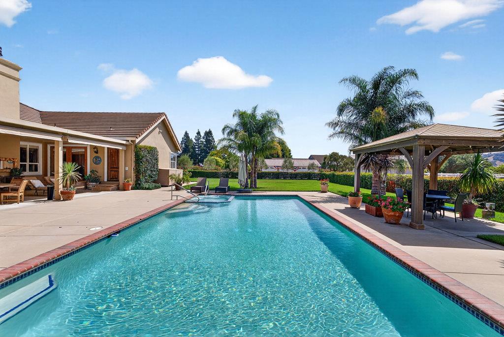 Detail Gallery Image 56 of 81 For 12315 Harding Ave, San Martin,  CA 95046 - 4 Beds | 3/1 Baths